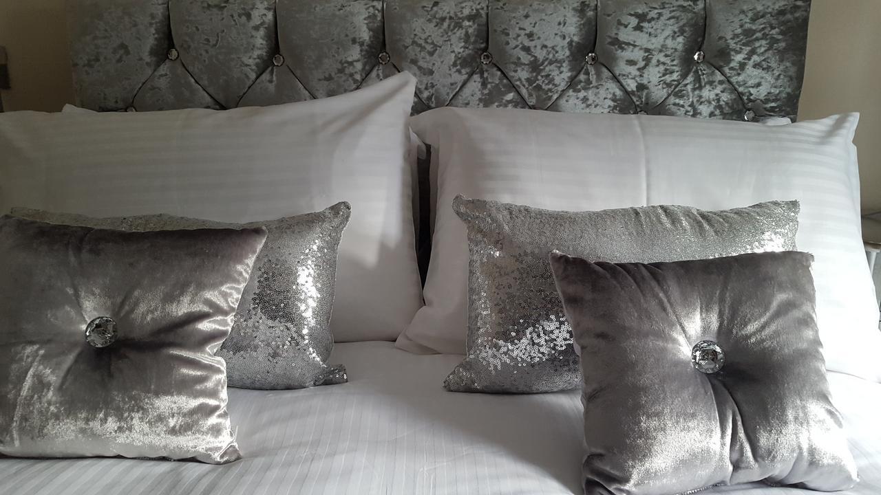 Star Inn Rooms Ardersier Екстер'єр фото