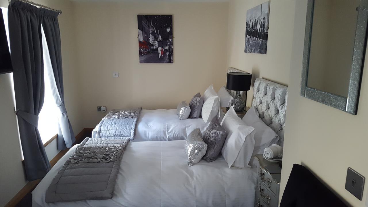Star Inn Rooms Ardersier Екстер'єр фото