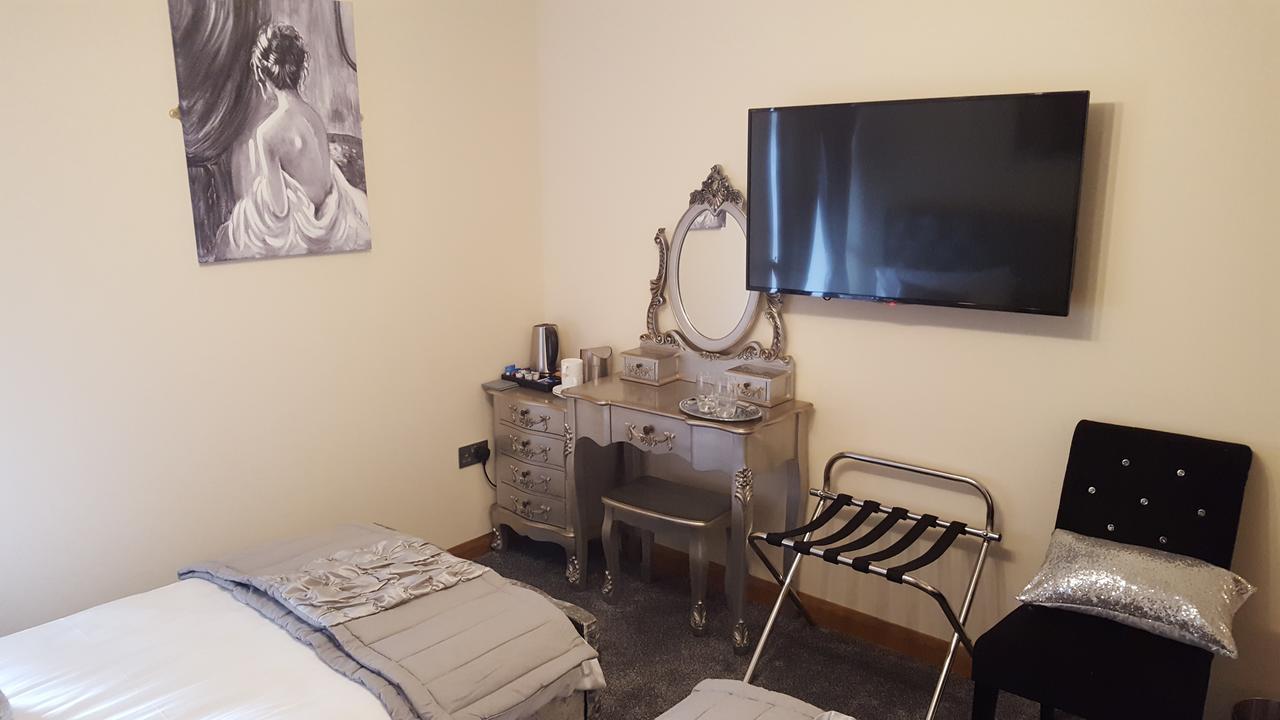 Star Inn Rooms Ardersier Екстер'єр фото