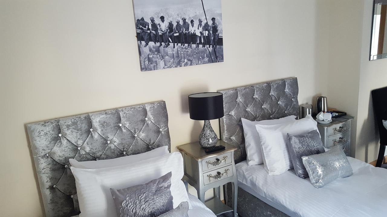 Star Inn Rooms Ardersier Екстер'єр фото