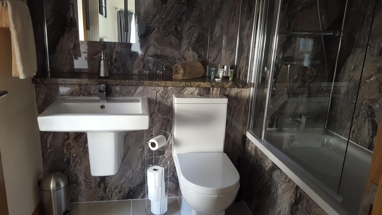 Star Inn Rooms Ardersier Екстер'єр фото