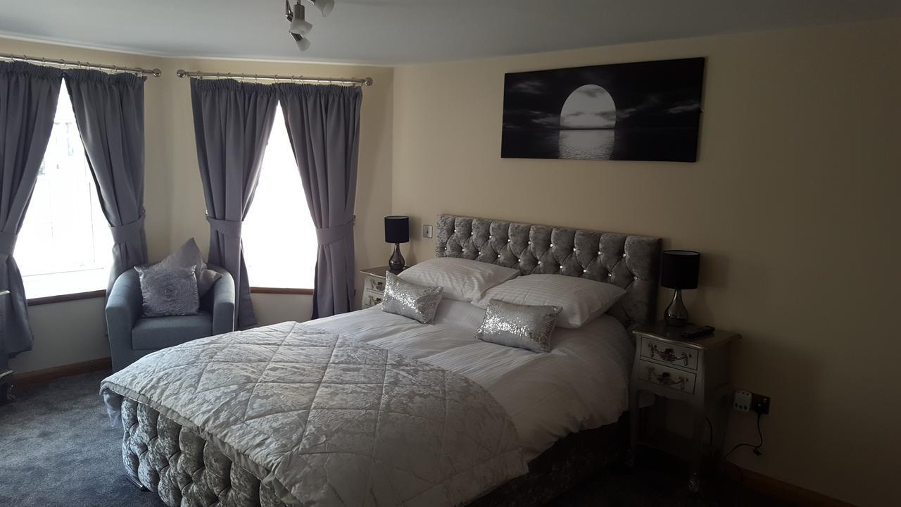 Star Inn Rooms Ardersier Екстер'єр фото